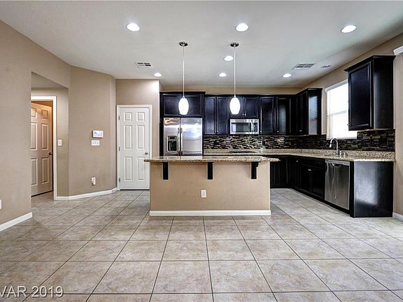 5th image of 5687 Balsam St