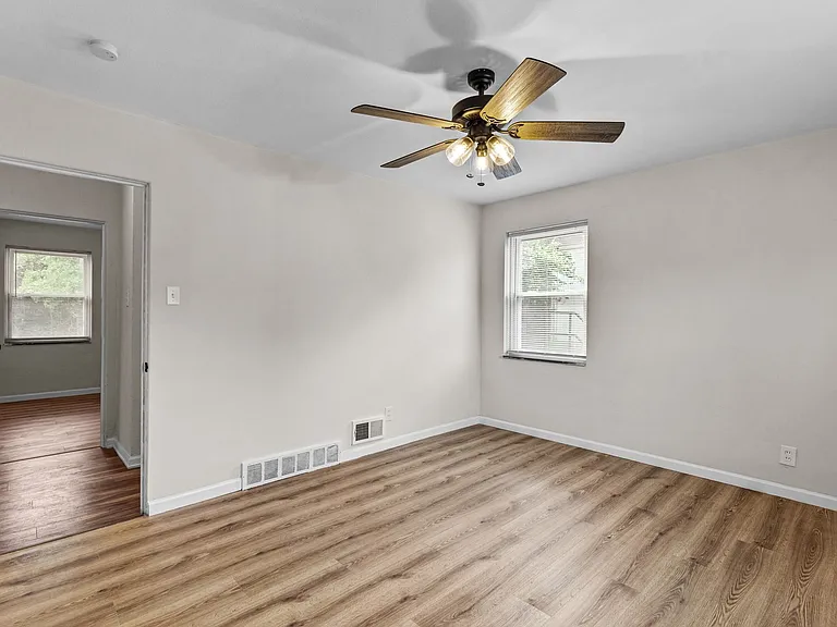 7812 Drexel Dr — Photo 13
