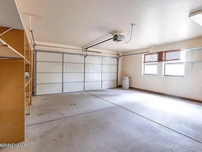 677 Fox Ln — Photo 12