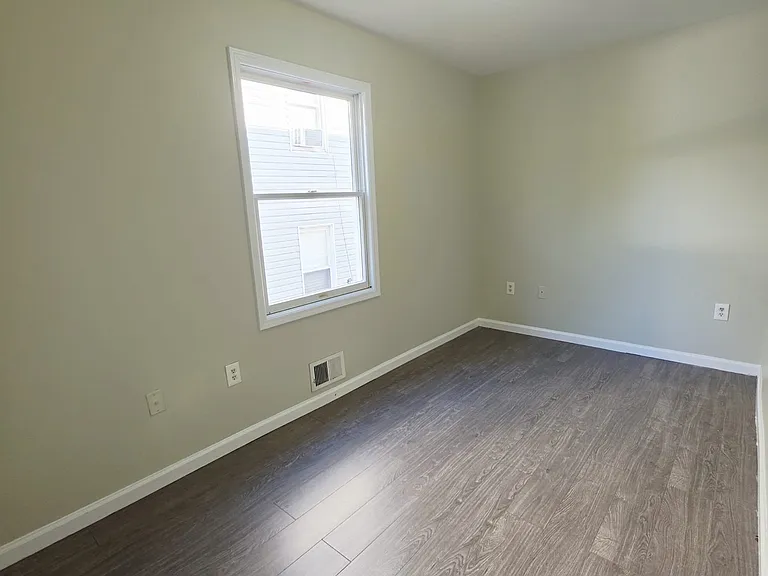 132 Grant Ave #1A — Photo 13