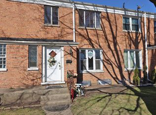 1312 E Northwest Hwy, Arlington Heights, IL 60004