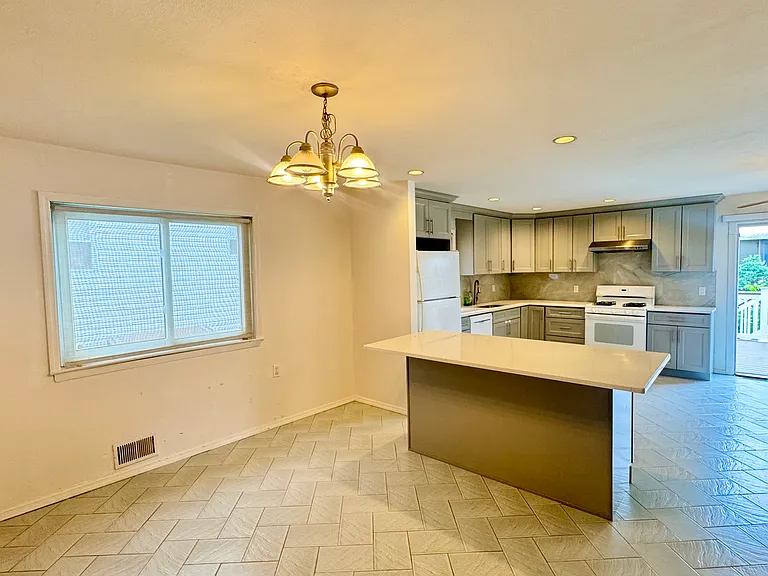 179 Lewiston St #1 — Photo 3
