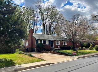 4113 Lamarre Dr, Fairfax, VA 22030