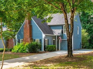 414 Roswell Green Ln, Roswell, GA 30075