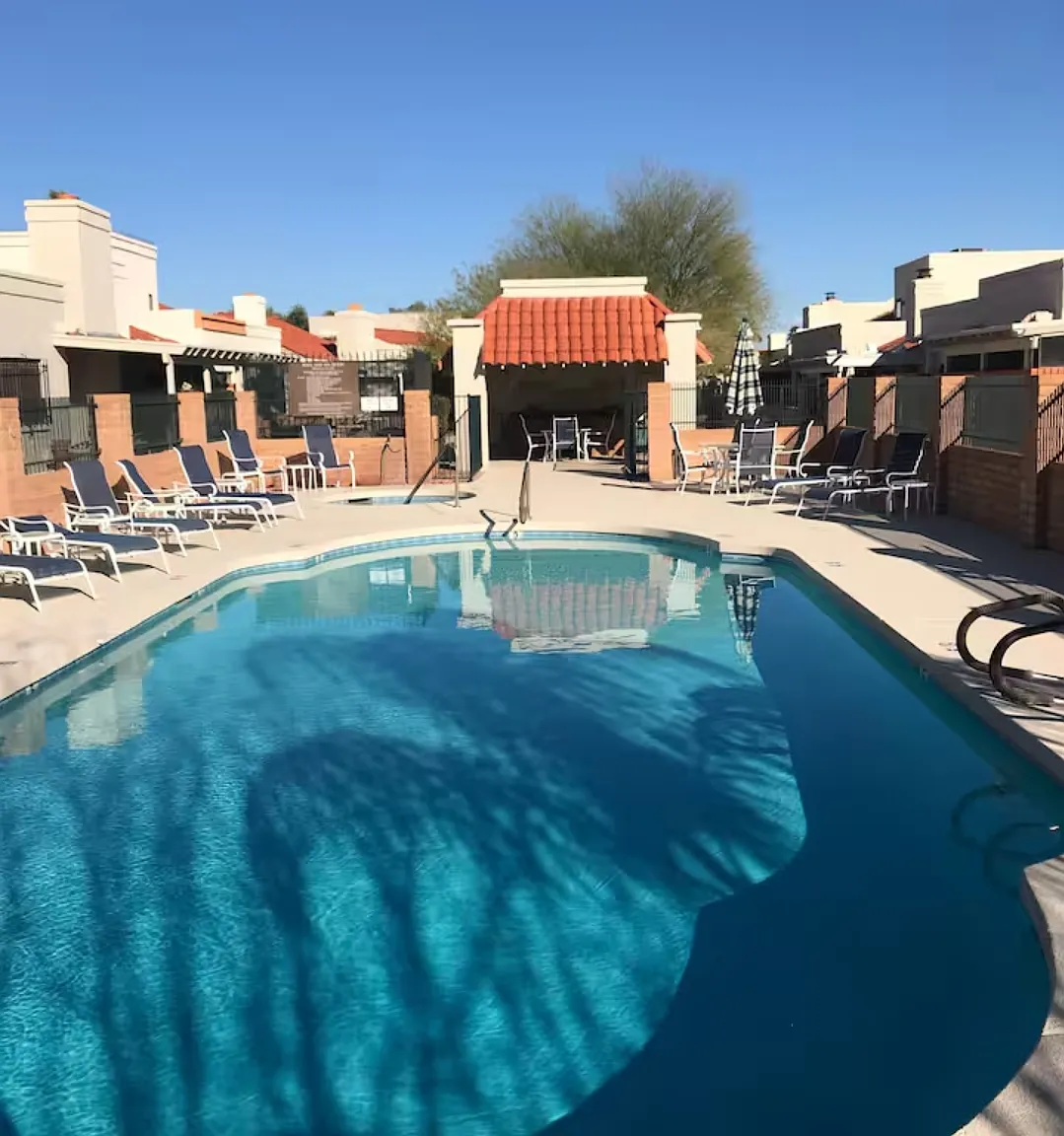 3 bed, 2155 sqft, $3,999 — Photo 1