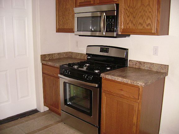 2nd image of 3480 N Diamond St