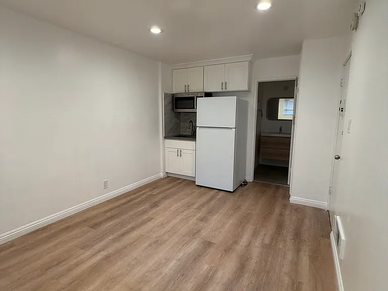 433 Cottage Home St #6A — Photo 4