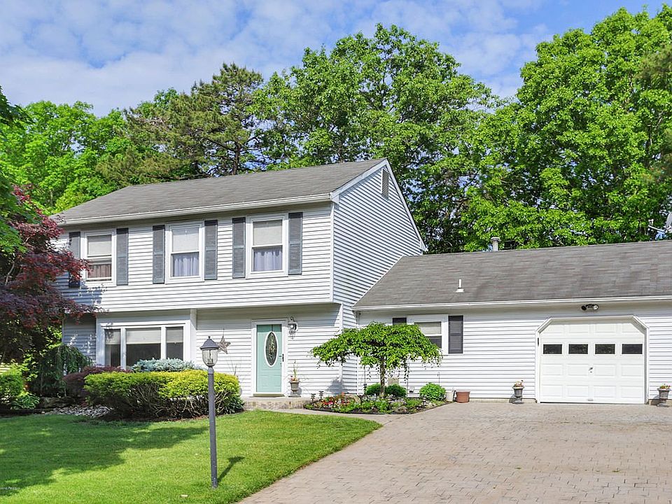 1st image of 516 Leawood Ave