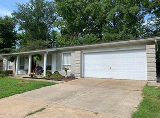 104 S Rod Ln, Carbondale, IL 62901