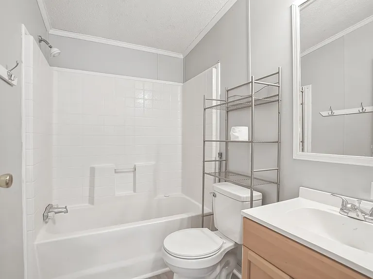 408 Ocean Spray Dr — Photo 3