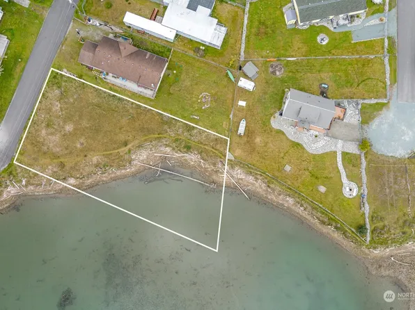 4 Leitch Place, Coupeville, WA 98239
