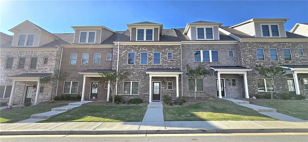 3 bed, 3.5 bath, 1874 sqft, $2,400 — Photo 1