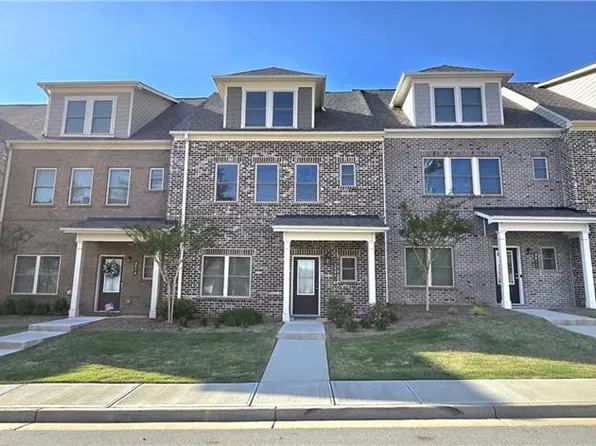 3608 Hidden Valley Cir, Lawrenceville, GA 30044