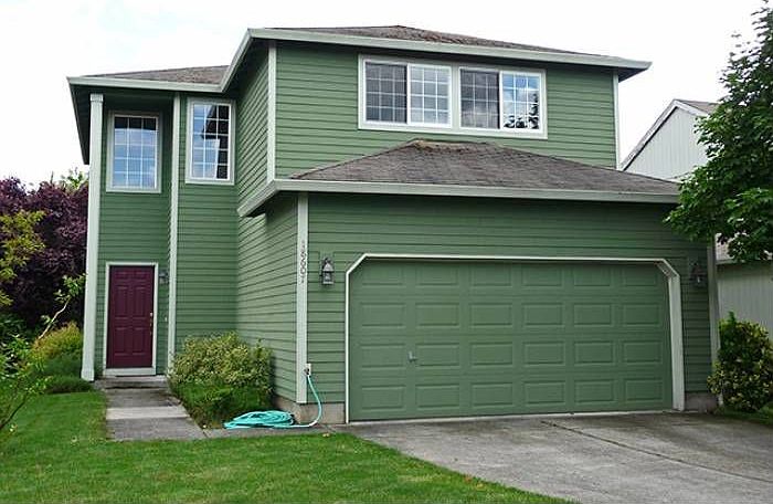 1st image of 18607 SE 18th Cir