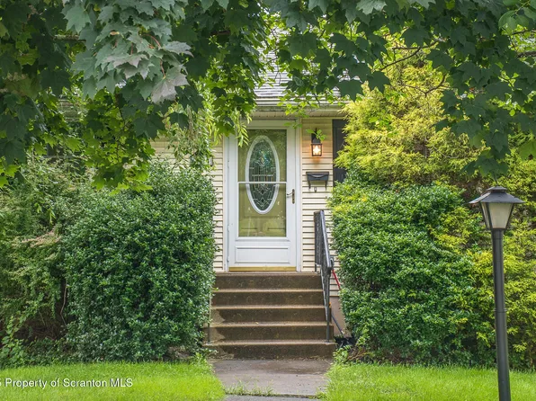 2714 Colliery Ave, Scranton, PA 18505