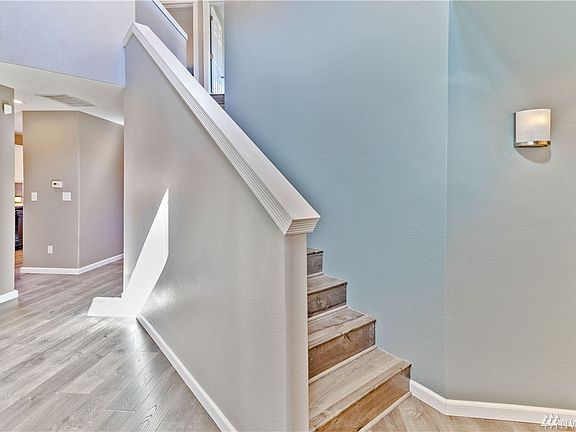 4th image of 14936 89th Ave SE