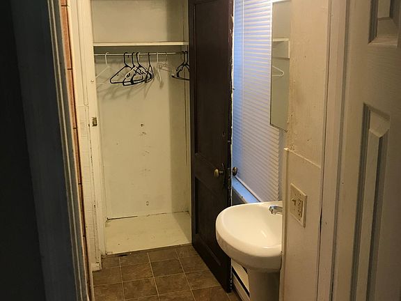 2nd image of 107 W McMillan St #B