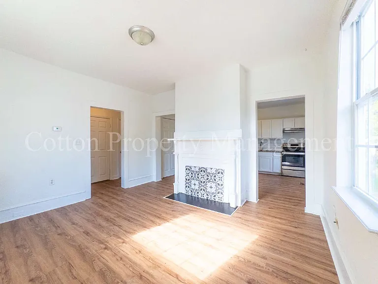 923 N 5th Ave #A — Photo 11
