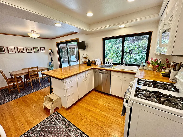 15130 SE 47th Pl — Photo 6