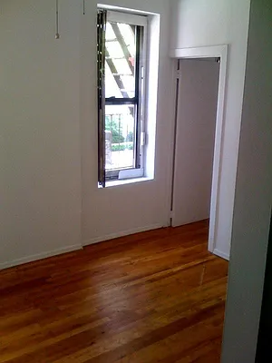 Rented by 4 Points Properties | media 2