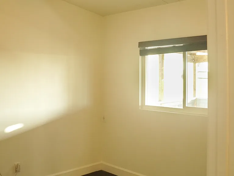 14324 Christine Dr #F — Photo 27