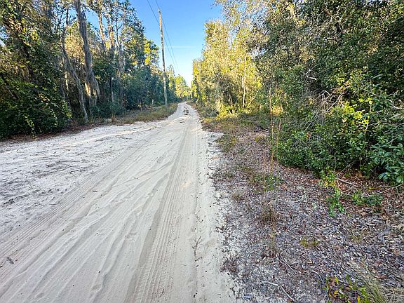 2nd image of 5430 Lone Pine Trl