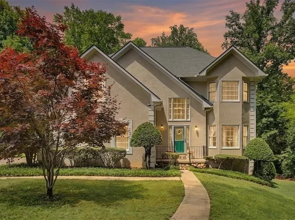 609 Adam Cir, Woodstock, GA 30188