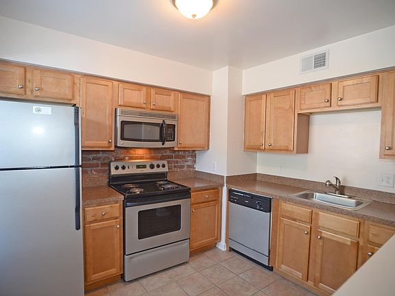 2nd image of 189 Yeardley Dr