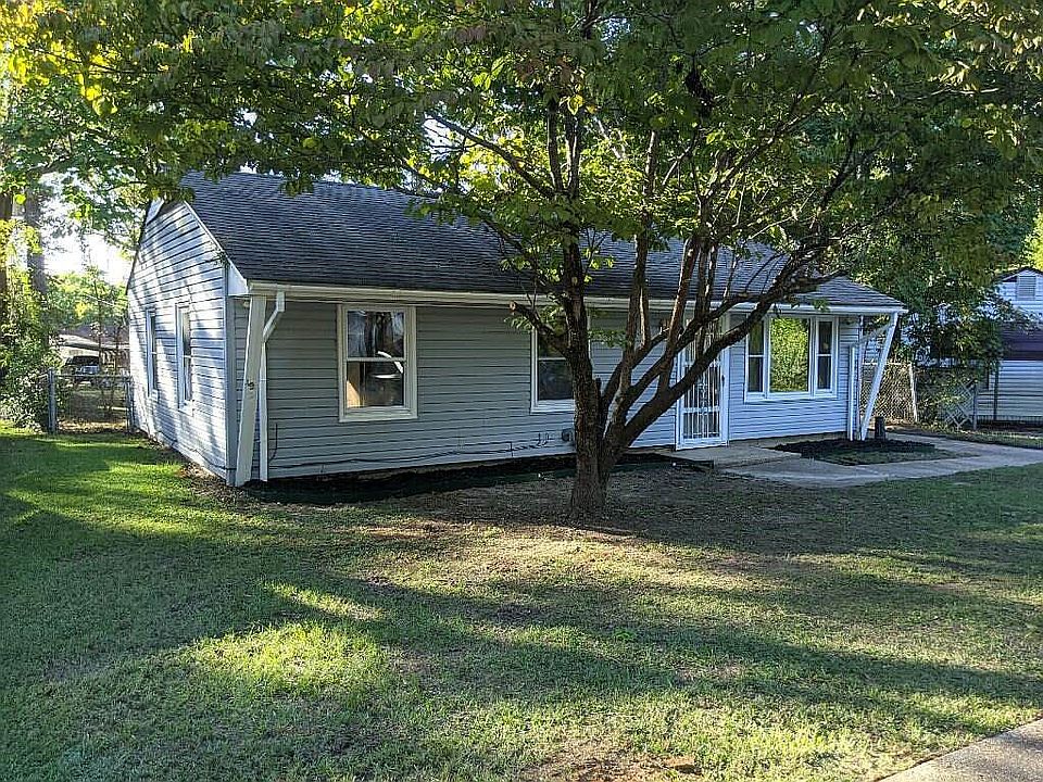 2nd image of 708 Ashton Ave