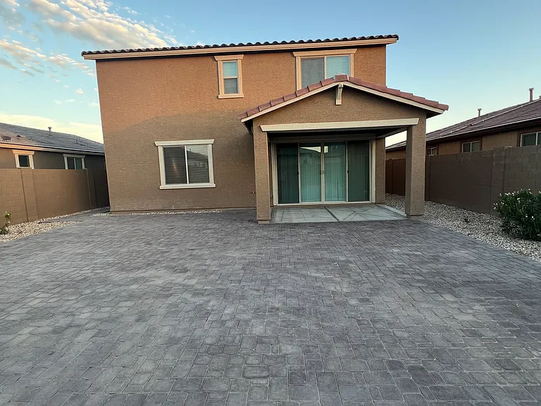 15726 W Jackson St — Photo 27