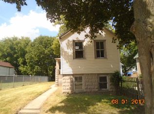 1823 S 17th St, Milwaukee, WI 53204