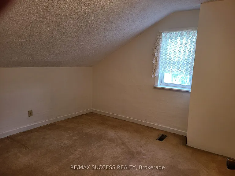 687 New Dundee Rd — Photo 19