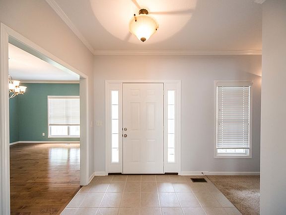 4th image of 8230 Danube Dr