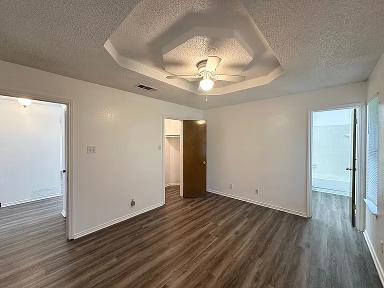 2703 Sidewinder Dr — Photo 12