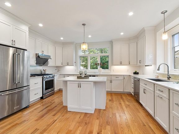 5th image of 14 Millstone Dr #14