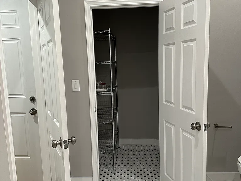 1551 N Orleans St #2E — Photo 5