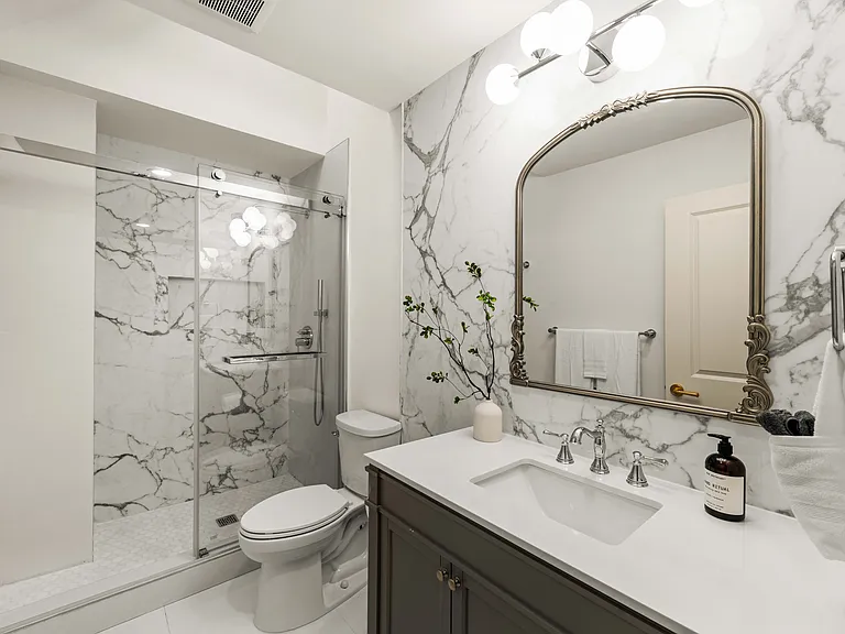 8001 Alverstone Ave — Photo 28