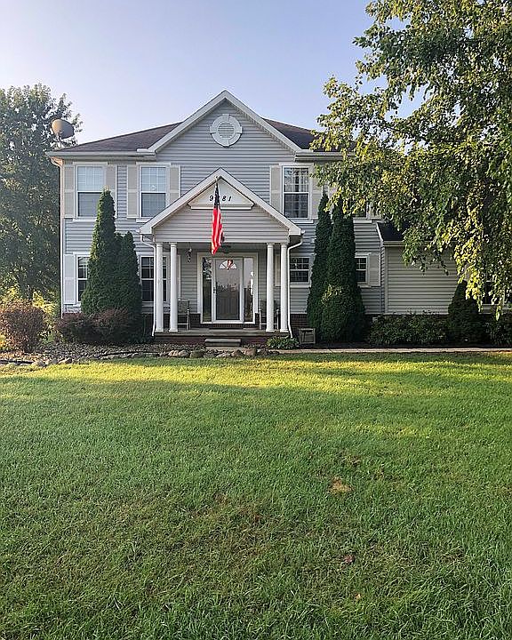 1st image of 9881 Fountain Ln