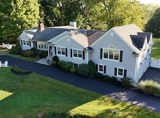 39 Richard Ln, Thornwood, NY 10594