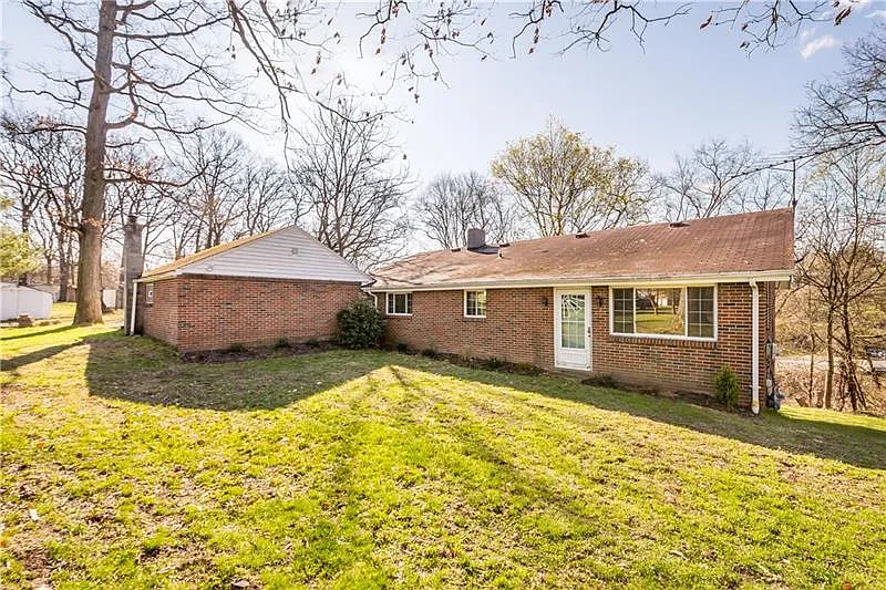 635 Beech Rd photo 1