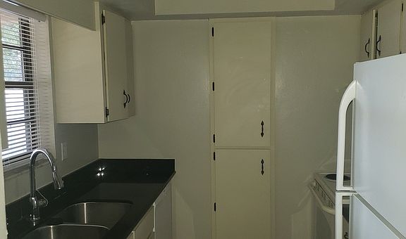 3rd image of 4806 Ho Wil Ln