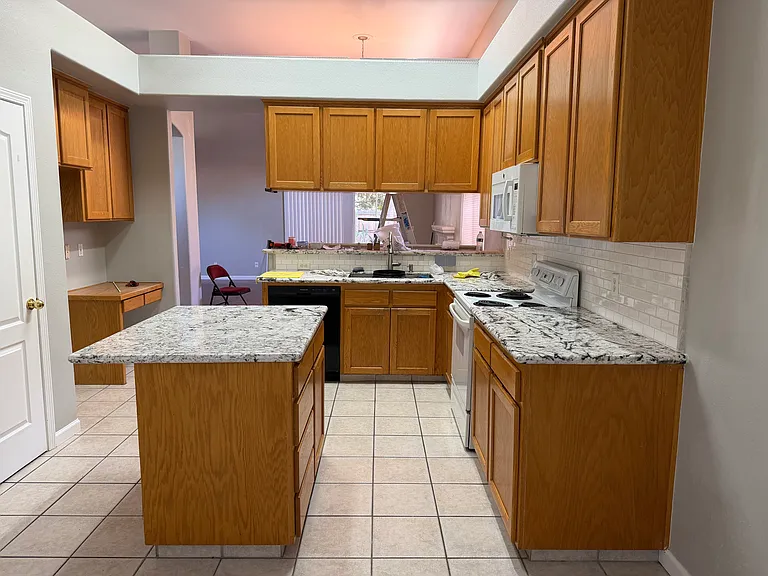 9882 N Price Ave — Photo 3