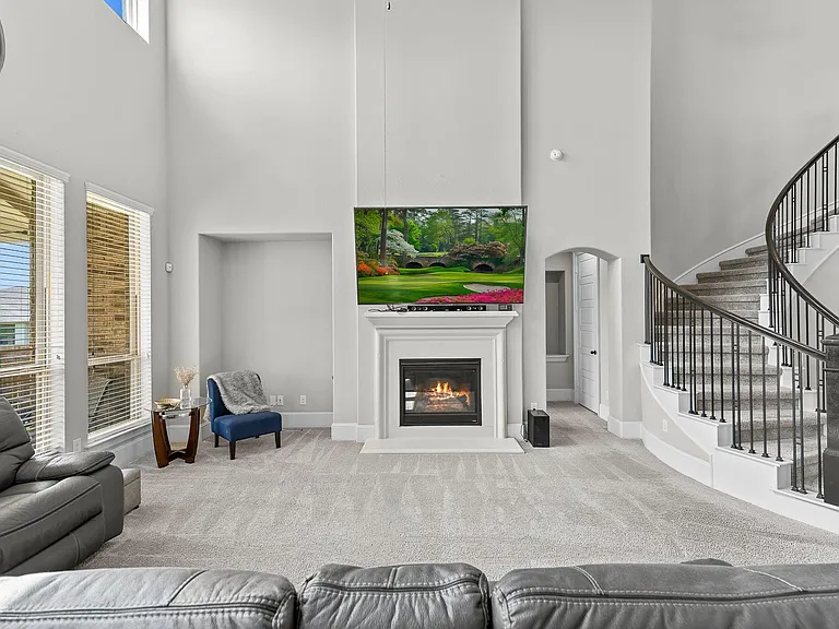 508 Hidden Creek Way — Photo 17