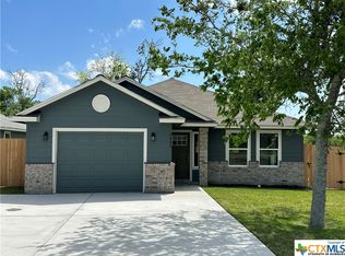 3505 Hanselman Rd, Victoria, TX 77901