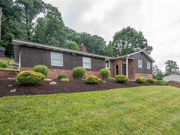 2nd image of 153 Skyview Dr
