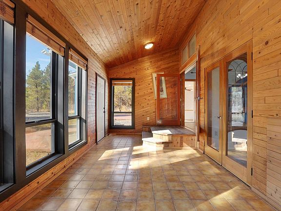 5th image of 4221 E Bailey Rd