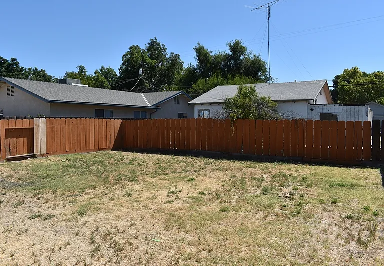 1333 Frank Ave — Photo 25