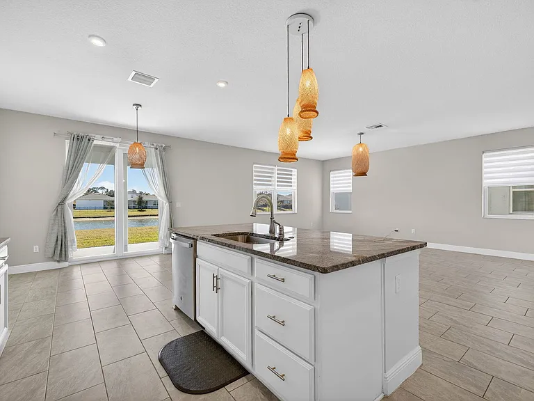 10916 SW Robbia Way — Photo 14