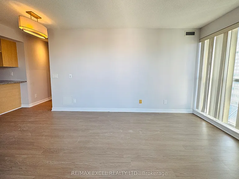 70 Town Centre Ct #1102 — Photo 2