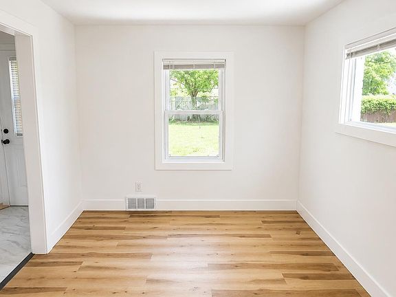 5th image of 20024 Meyers Rd